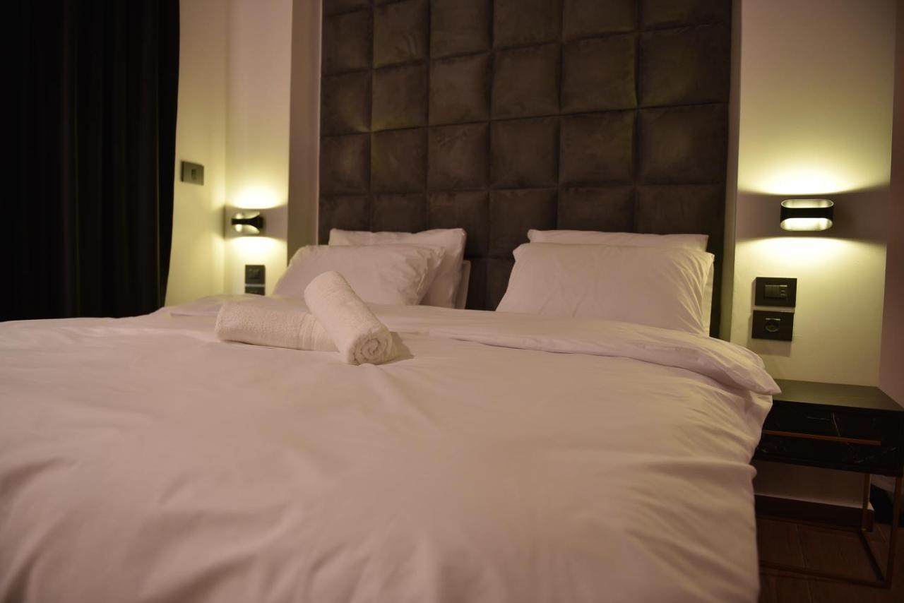 Selfie'S Boutique Hotel Tiberias Buitenkant foto