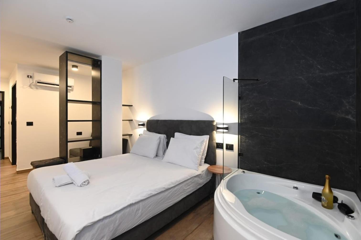 Selfie'S Boutique Hotel Tiberias Kamer foto