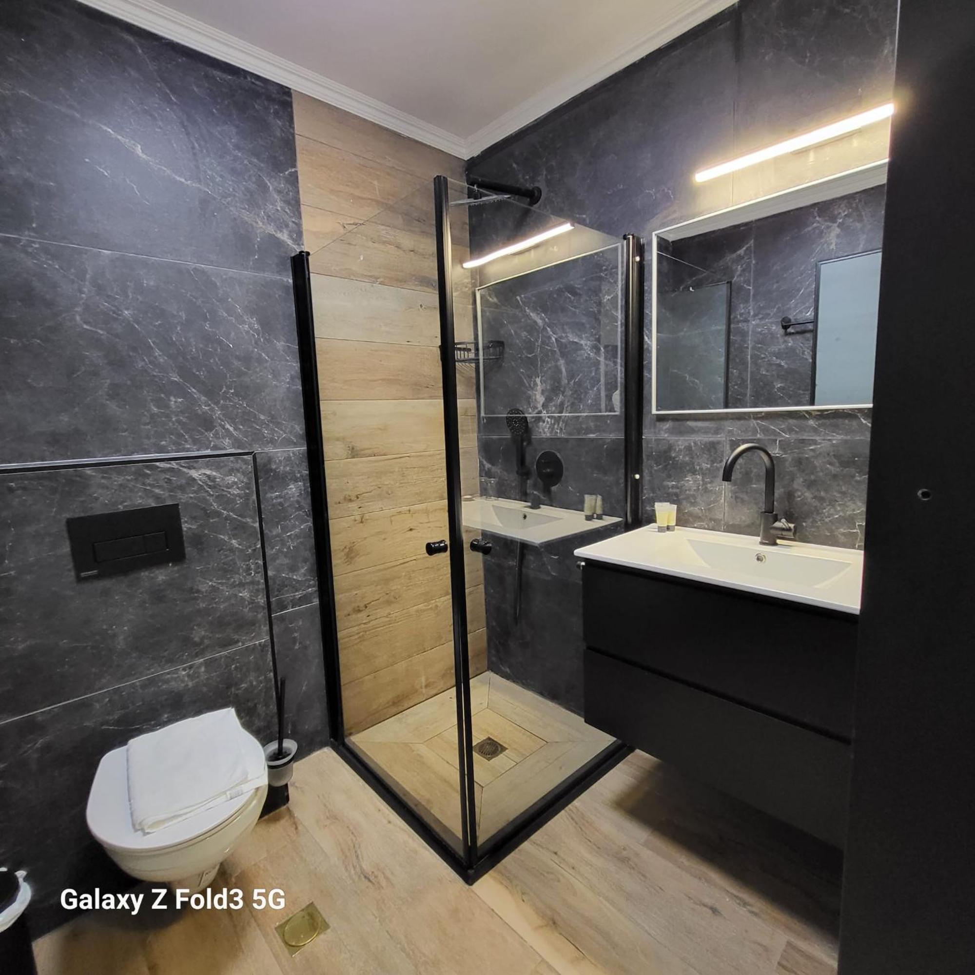Selfie'S Boutique Hotel Tiberias Kamer foto